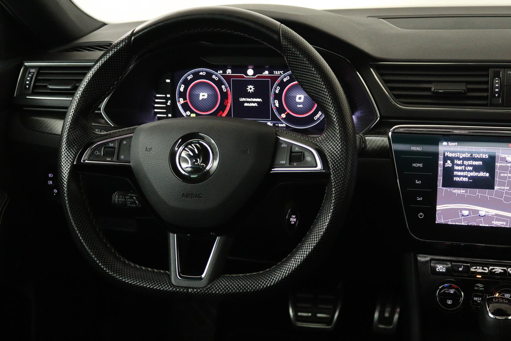 
Škoda Superb Combi 1.5 TSI ACT Sportline Business (PANORAMADAK, PARKEERSENSOREN, TREKHAAK, STOELVERWARMING, NAVI, CAMERA, NL-AUTO) vol									