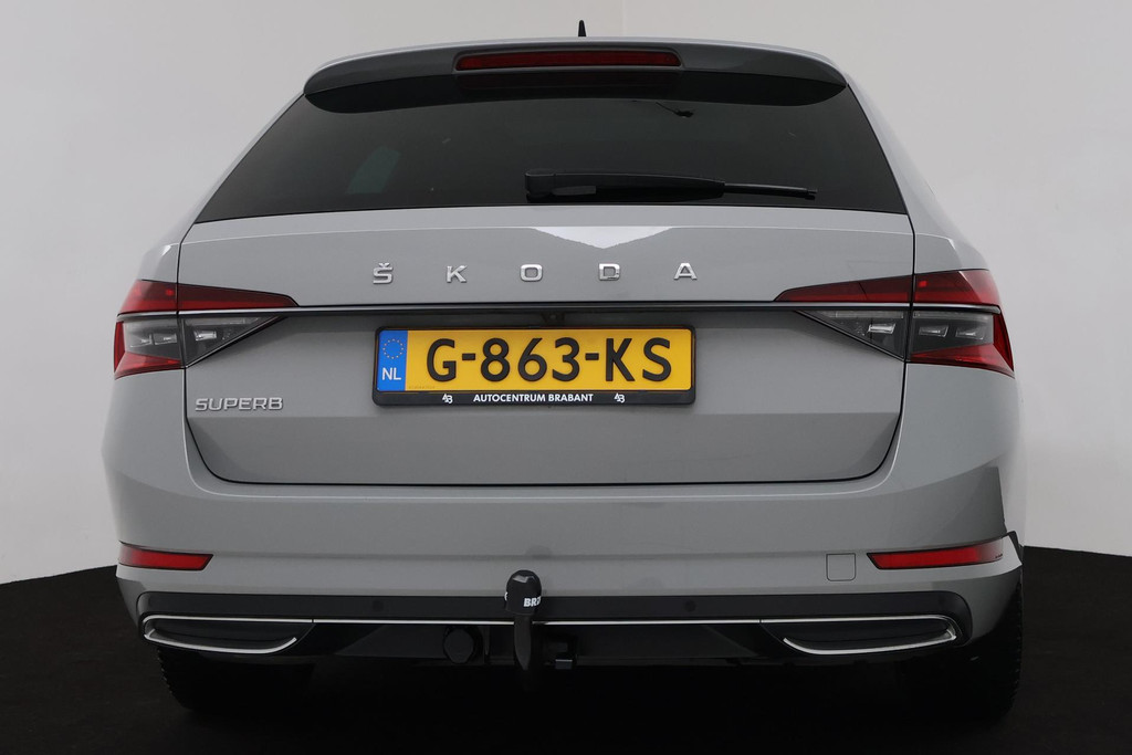 
Škoda Superb Combi 1.5 TSI ACT Sportline Business (PANORAMADAK, PARKEERSENSOREN, TREKHAAK, STOELVERWARMING, NAVI, CAMERA, NL-AUTO) vol									