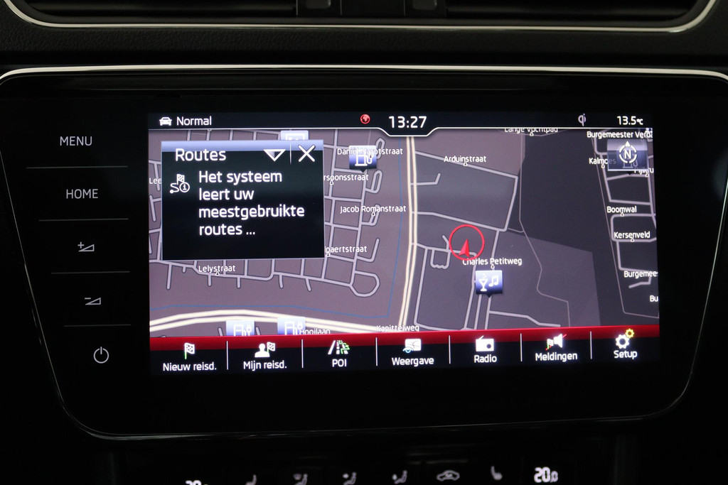 
Škoda Superb Combi 1.5 TSI ACT Sportline Business (PANORAMADAK, PARKEERSENSOREN, TREKHAAK, STOELVERWARMING, NAVI, CAMERA, NL-AUTO) vol									