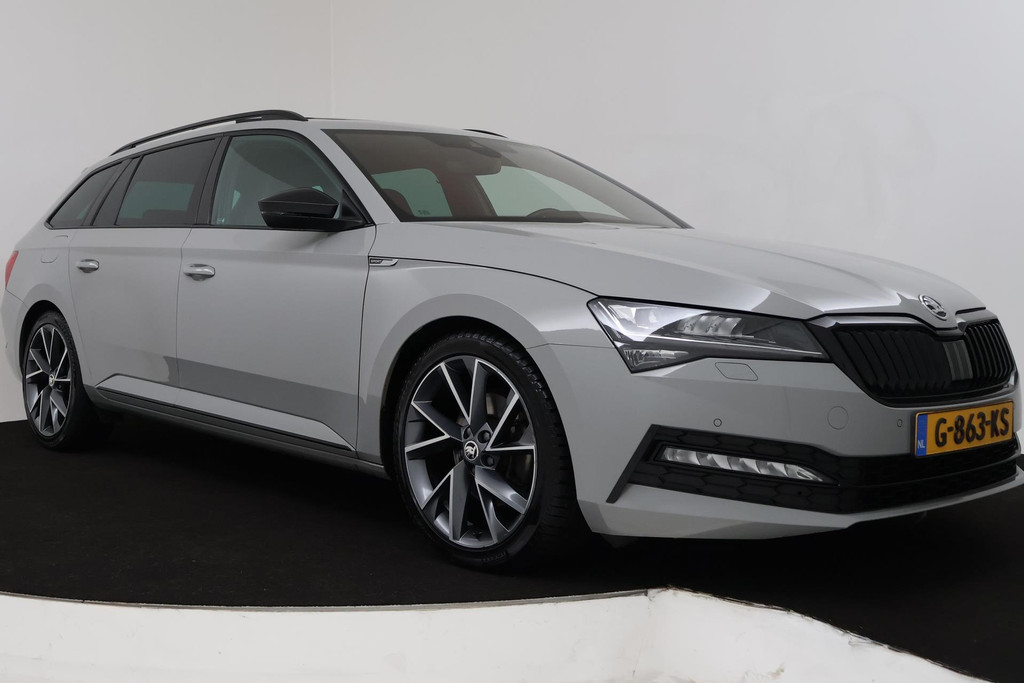 
Škoda Superb Combi 1.5 TSI ACT Sportline Business (PANORAMADAK, PARKEERSENSOREN, TREKHAAK, STOELVERWARMING, NAVI, CAMERA, NL-AUTO) vol									