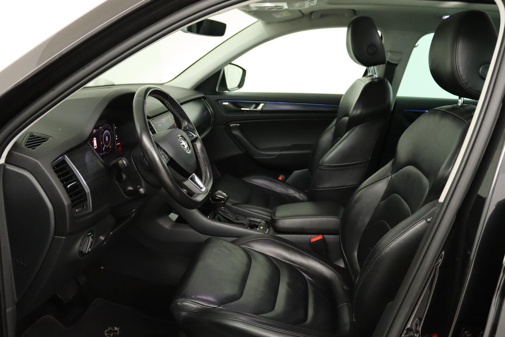 
Škoda Kodiaq 1.5 TSI Business Edition (PARKEERSENSOREN, PANORAMADAK, STOELVERWARMING, ACHTERUITRIJCAMERA, AUTOMAAT, LEER, NL-AUTO) vol									