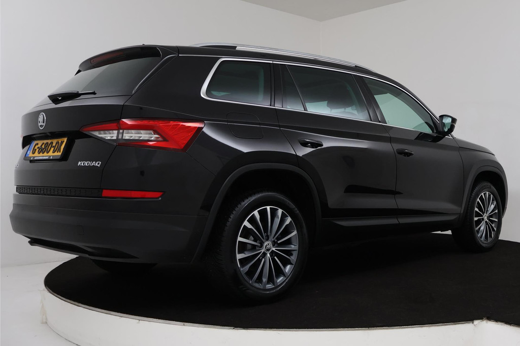 
Škoda Kodiaq 1.5 TSI Business Edition (PARKEERSENSOREN, PANORAMADAK, STOELVERWARMING, ACHTERUITRIJCAMERA, AUTOMAAT, LEER, NL-AUTO) vol									