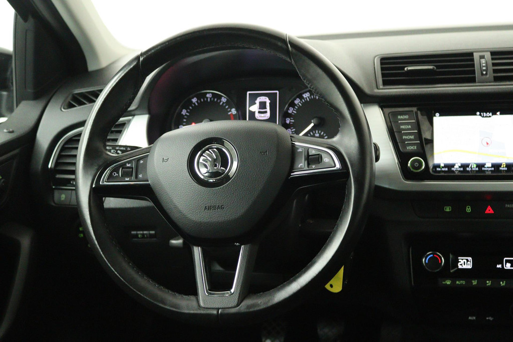 
Škoda Fabia 1.0 TSI Drive (CRUISE CONTROL, NAVIGATIE, BLUETOOTH, CARPLAY, NL-AUTO) vol									