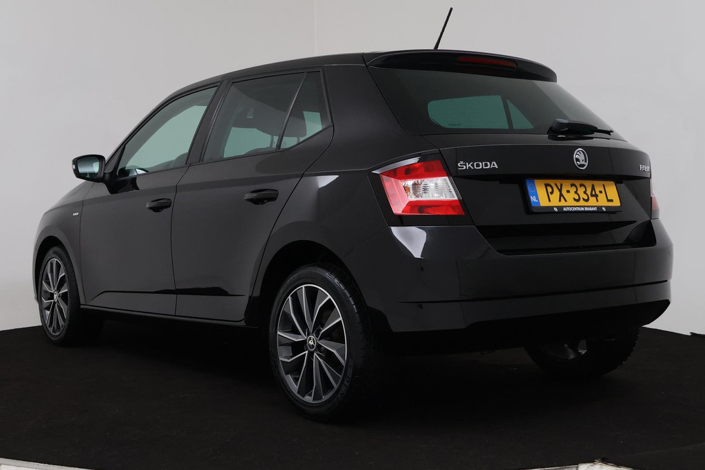 
Škoda Fabia 1.0 TSI Drive (CRUISE CONTROL, NAVIGATIE, BLUETOOTH, CARPLAY, NL-AUTO) vol									