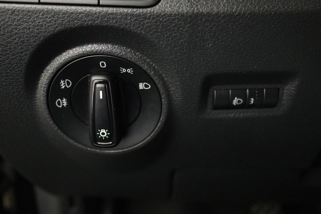 
Škoda Fabia 1.0 TSI Drive (CRUISE CONTROL, NAVIGATIE, BLUETOOTH, CARPLAY, NL-AUTO) vol									