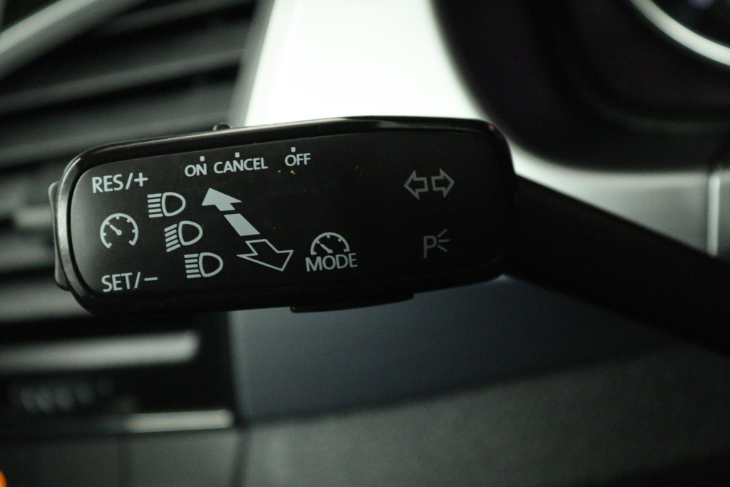 
Škoda Fabia 1.0 TSI Drive (CRUISE CONTROL, NAVIGATIE, BLUETOOTH, CARPLAY, NL-AUTO) vol									