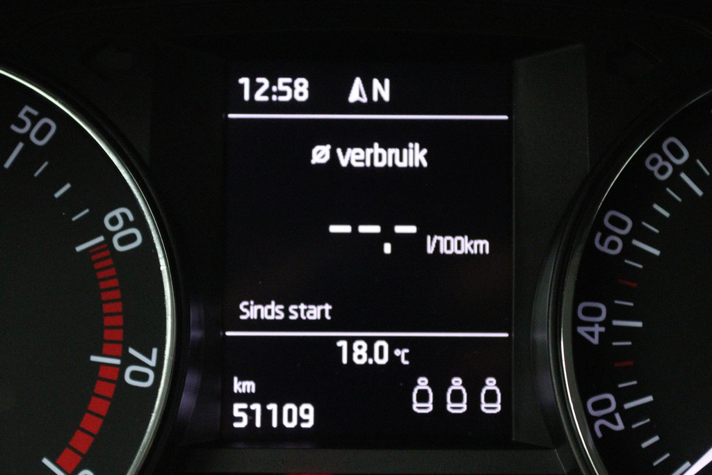 
Škoda Fabia 1.0 TSI Drive (CRUISE CONTROL, NAVIGATIE, BLUETOOTH, CARPLAY, NL-AUTO) vol									