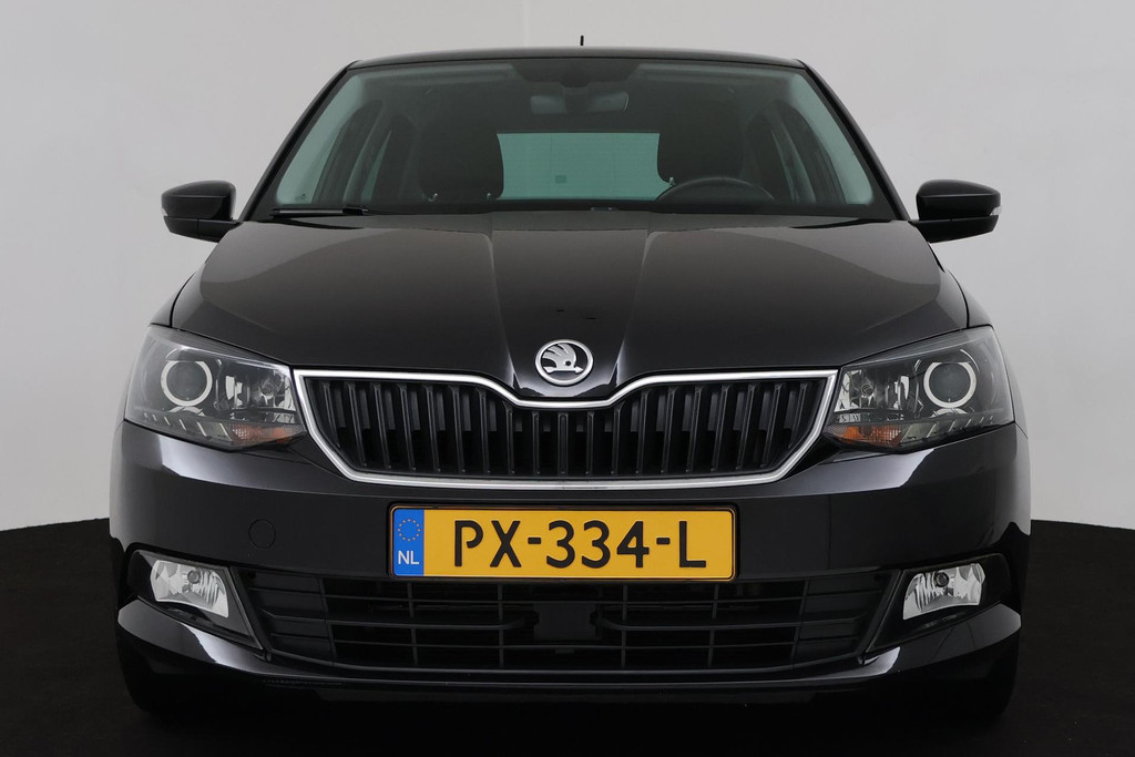 
Škoda Fabia 1.0 TSI Drive (CRUISE CONTROL, NAVIGATIE, BLUETOOTH, CARPLAY, NL-AUTO) vol									