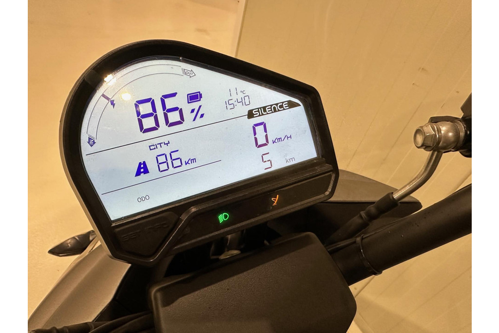 
Scooter S02 Connected 3 stuks beschikbaar NIEUW!!! BTW. 90 km/u elektrische motorscooter vol									
