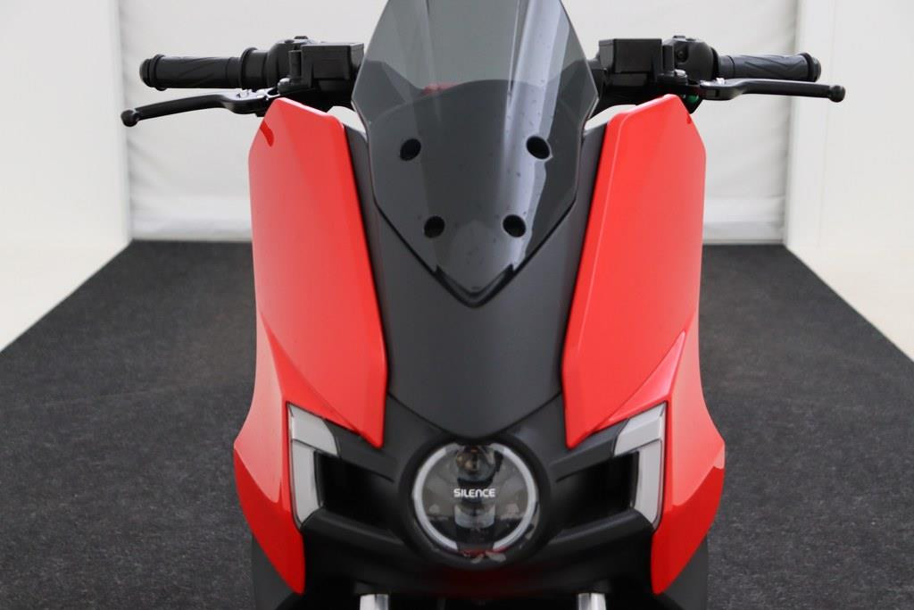 
Scooter S01 Connected NIEUW 3x op voorraad normaal €7599,- vol									