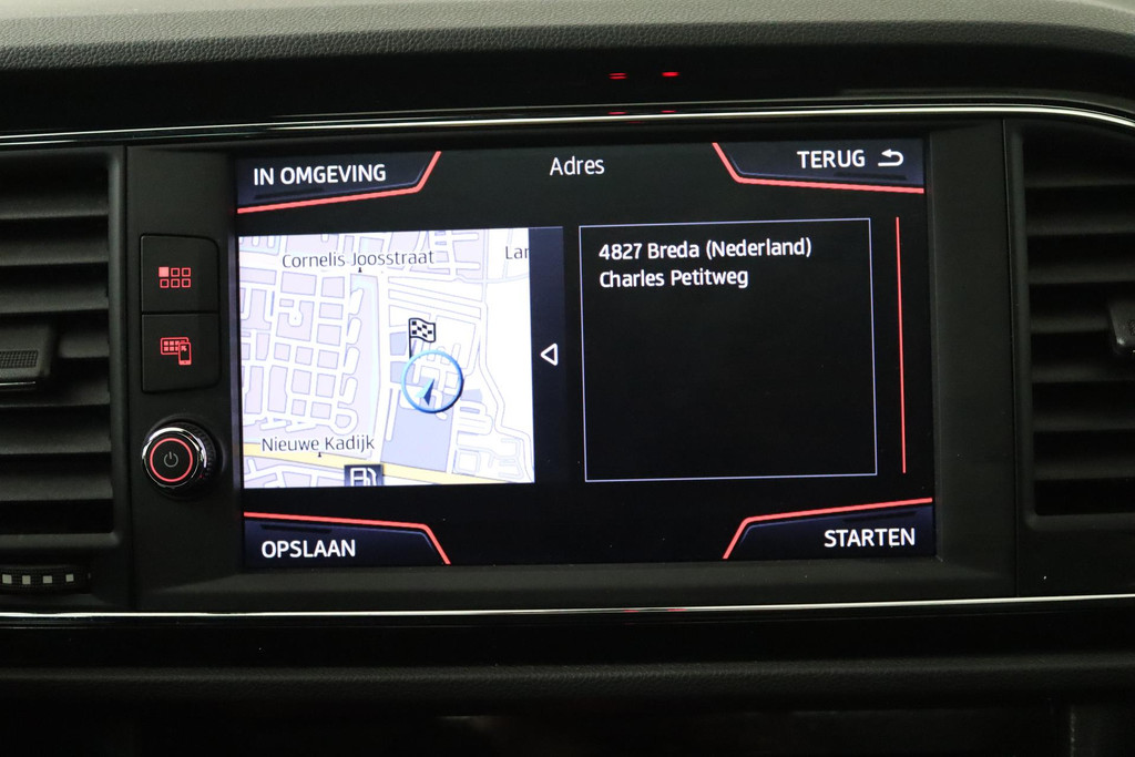 
SEAT León ST 1.5 TSI FR Ultimate Edition Black (PANORAMADAK, CAMERA, STOELVERWARMING, NAVIGATIE, PARKEERSENSOREN, NL-AUTO) vol									
