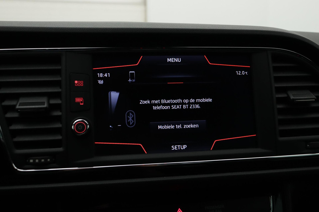 
SEAT León ST 1.5 TSI FR Ultimate Edition(NL-auto, 1e Eig, Dealer OnderH, Digitale Dash, Camera, StoelV, Digitale Dash, Etc) vol									