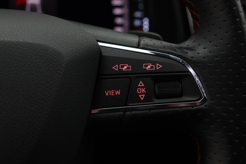 
SEAT León ST 1.5 TSI FR Ultimate Edition(NL-auto, 1e Eig, Dealer OnderH, Digitale Dash, Camera, StoelV, Digitale Dash, Etc) vol									