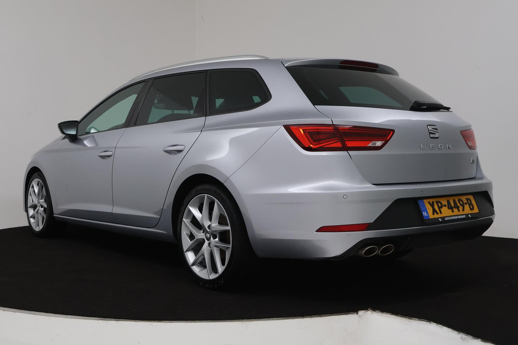 
SEAT León ST 1.5 TSI FR Business Intense (NAVIGATIE, PDC, NAVIGATIE, CARPLAY, CRUISE CONTROL, LED, NL-AUTO, GOED ONDERHOUDEN) vol									