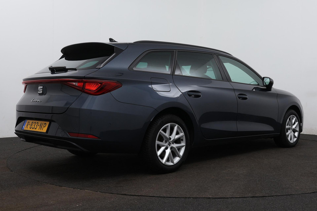 
SEAT Leon Sportstourer 1.0 TSI Style Business Intense (VIRTUAL, CAMERA, CARPLAY, ADAPTIVE CRUISE, 1e EIGENAAR, GOED ONDERHOUDEN) vol									