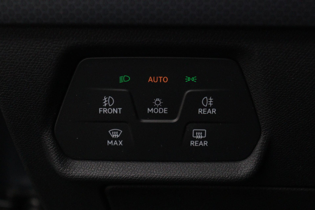 
SEAT Leon Sportstourer 1.0 TSI Style Business Intense (VIRTUAL, CAMERA, CARPLAY, ADAPTIVE CRUISE, 1e EIGENAAR, GOED ONDERHOUDEN) vol									