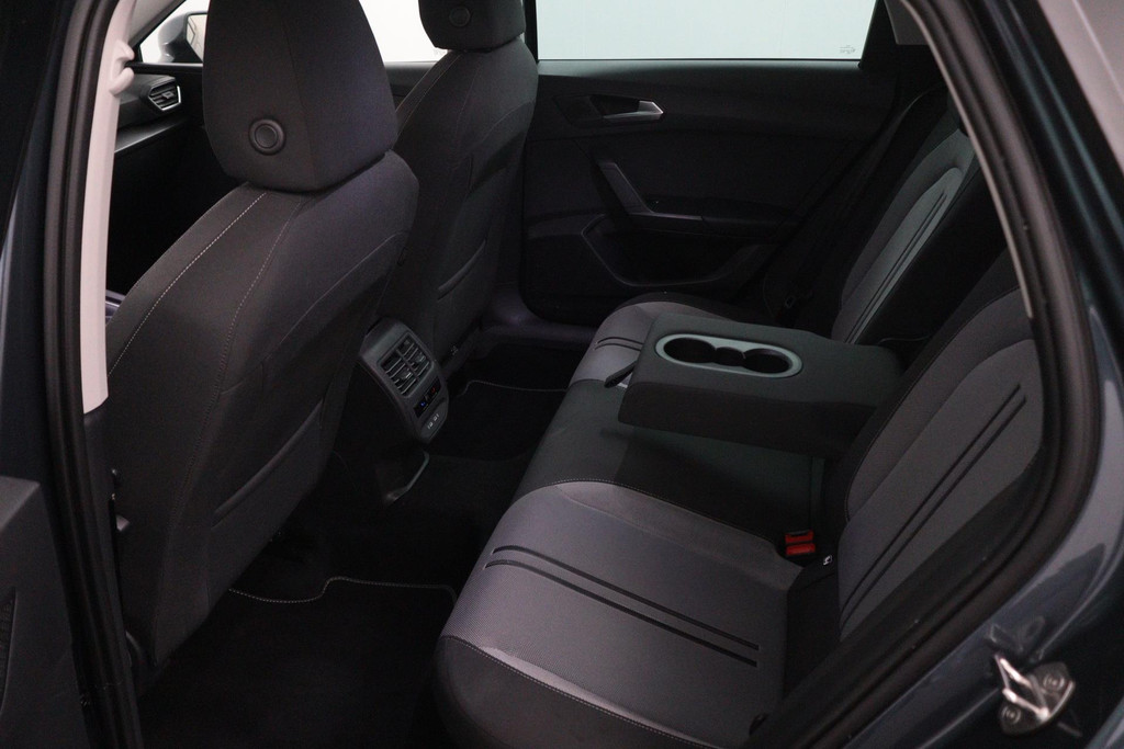 
SEAT Leon Sportstourer 1.0 TSI Style Business Intense (VIRTUAL, CAMERA, CARPLAY, ADAPTIVE CRUISE, 1e EIGENAAR, GOED ONDERHOUDEN) vol									