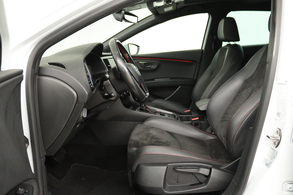 
SEAT Leon 1.5 TSI FR Business Intense (PANORAMADAK, PARKEERSENSOREN, TREKHAAK, CRUISE, NAVI, AUTOMAAT, NL-AUTO, GOED ONDERHOUDEN) vol									