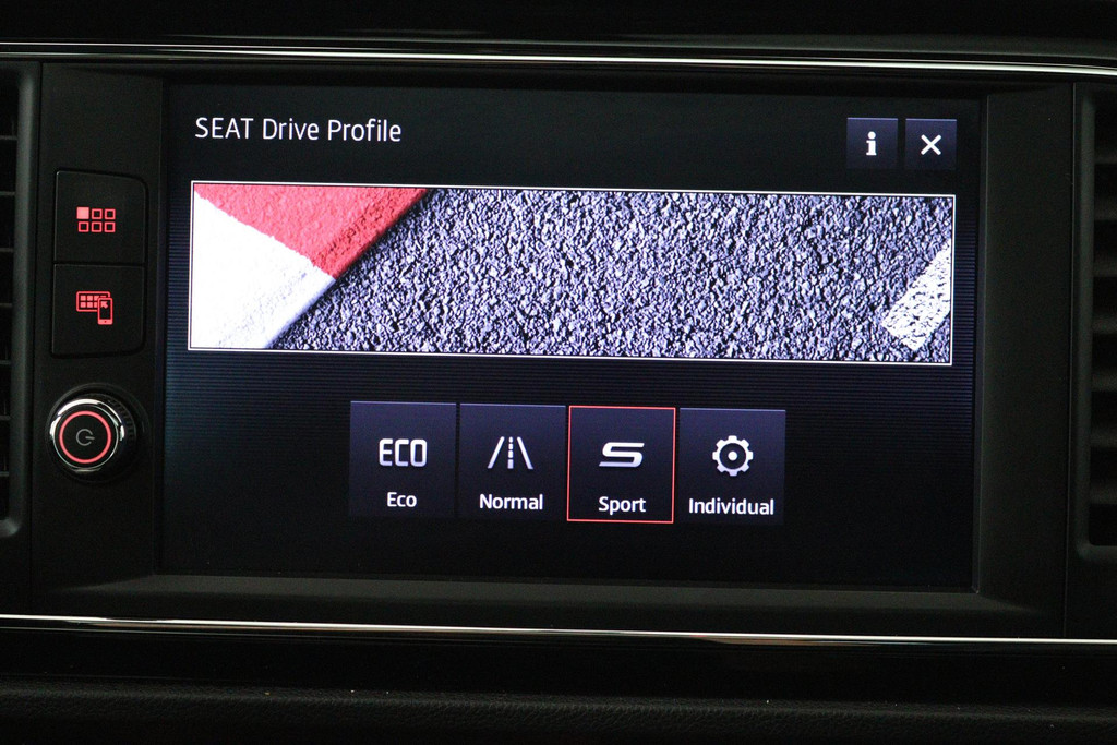 
SEAT Leon 1.5 TSI FR Business Intense (PANORAMADAK, PARKEERSENSOREN, TREKHAAK, CRUISE, NAVI, AUTOMAAT, NL-AUTO, GOED ONDERHOUDEN) vol									