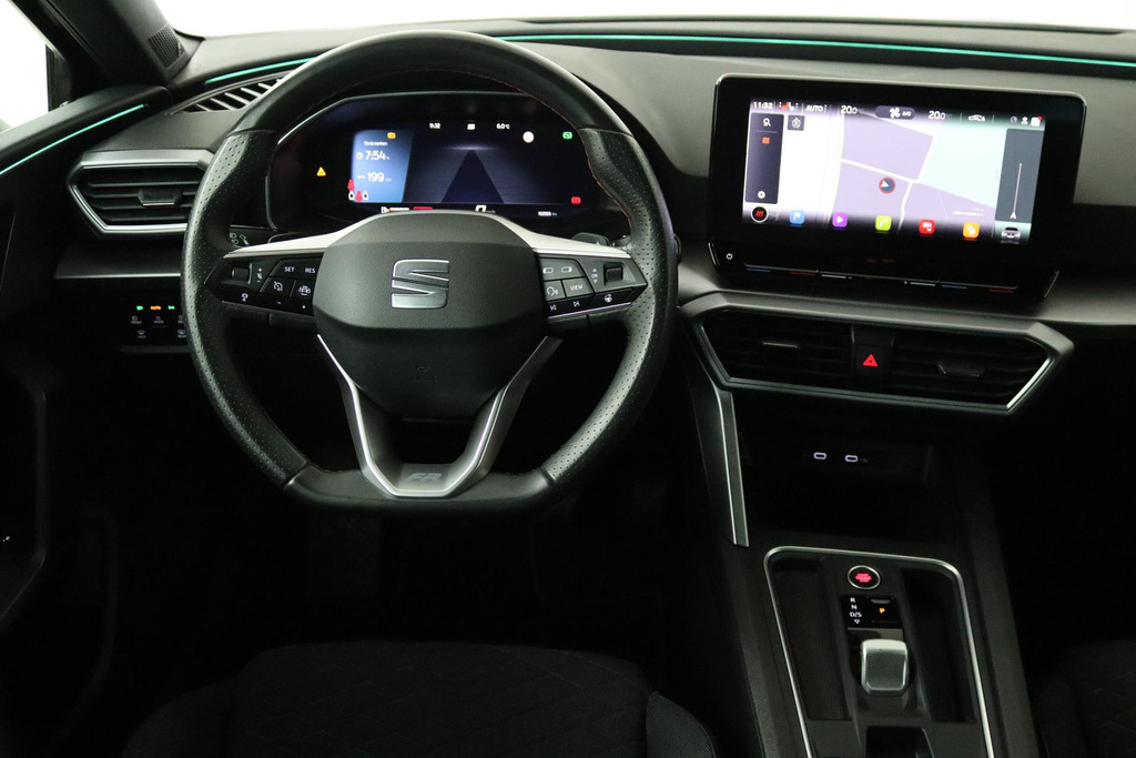 
SEAT Leon 1.5 eTSI FR Launch Edition (VIRTUAL, STUURVERWARMING, SFEERVERLICHTING, CAMERA, ADAPTIVE CRUISE, 1e EIGENAAR) vol									