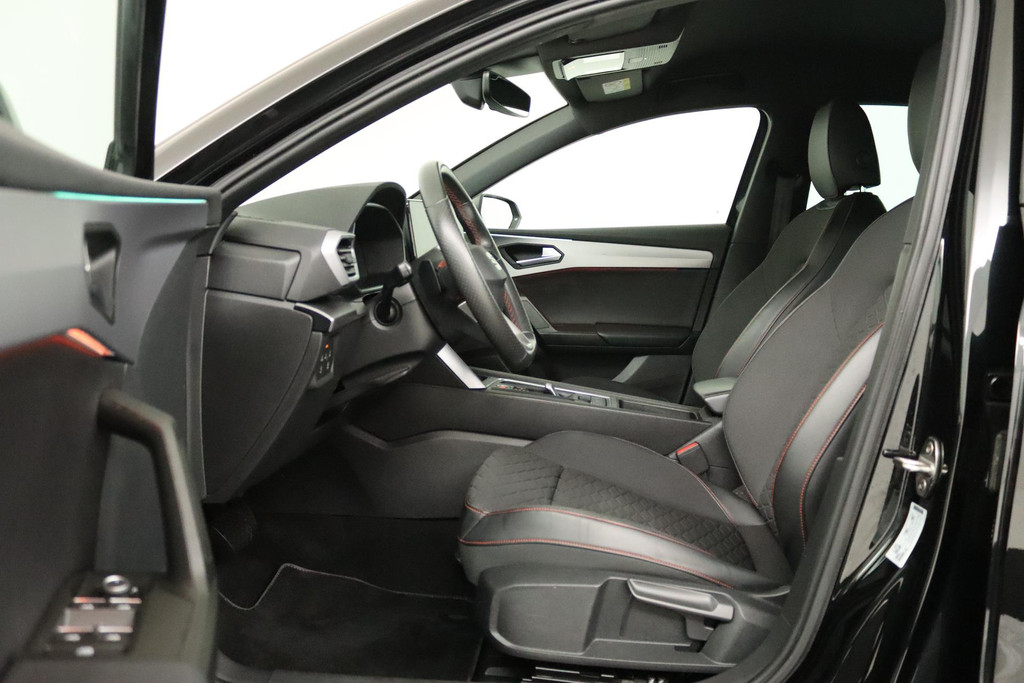 
SEAT Leon 1.5 eTSI FR Launch Edition (VIRTUAL, STUURVERWARMING, SFEERVERLICHTING, CAMERA, ADAPTIVE CRUISE, 1e EIGENAAR) vol									