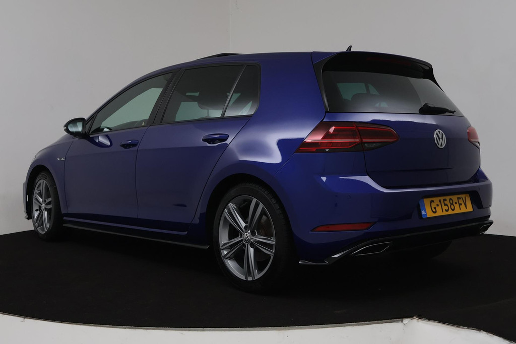 
Volkswagen Golf 1.5 TSI Highline Business R Automaat (PANORAMADAK, VIRTUAL, NAVIGATIE, PDC, ADAPTIVE, NL-AUTO, GOED ONDERHOUDEN) vol									