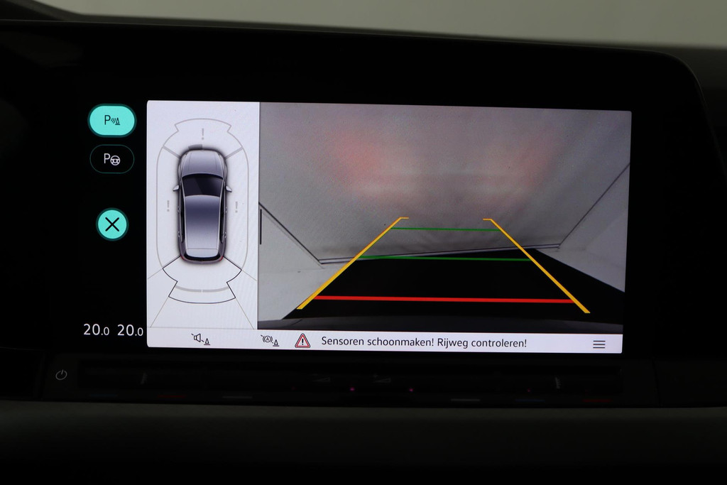 
Volkswagen Golf 1.0 eTSI Life Business (PARKEERSENSOREN, NAVI, CARPLAY, ACHTERUITRIJCAMERA, STOELMASSAGE, SFEERVERLICHTING) vol									