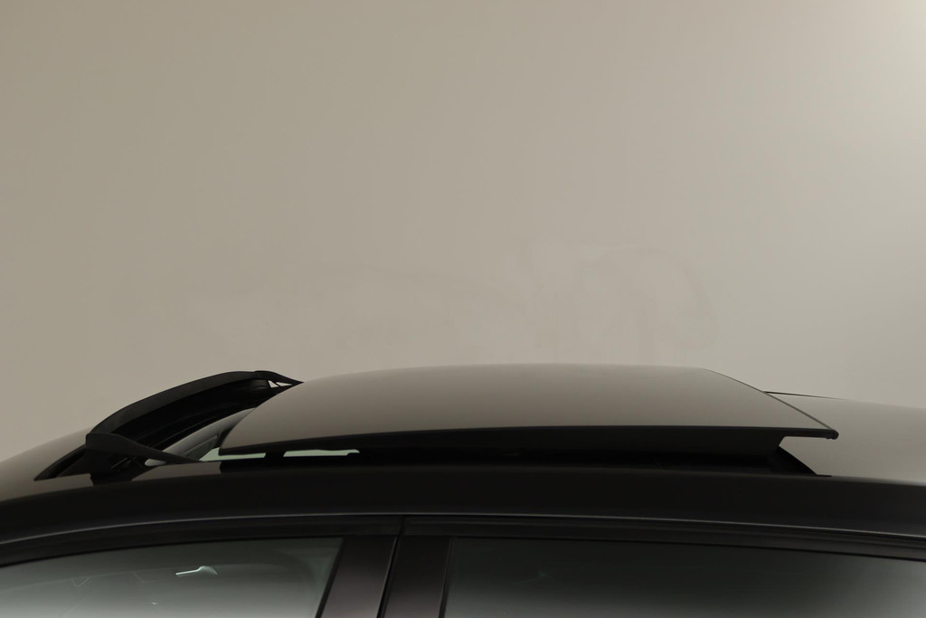 
Volkswagen Golf 1.0 TSI Highline (PANORAMADAK, PARKEERSENSOREN, NAVIGATIE, CARPLAY, STOELVERWARMING, GOED ONDEROUDEN) vol									