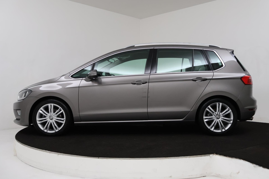 
Volkswagen Golf Sportsvan 1.4 TSI Highline (CRUISE CONTROL, NAVIGATIE, CARPLAY, BLUETOOTH, NL-AUTO) vol									