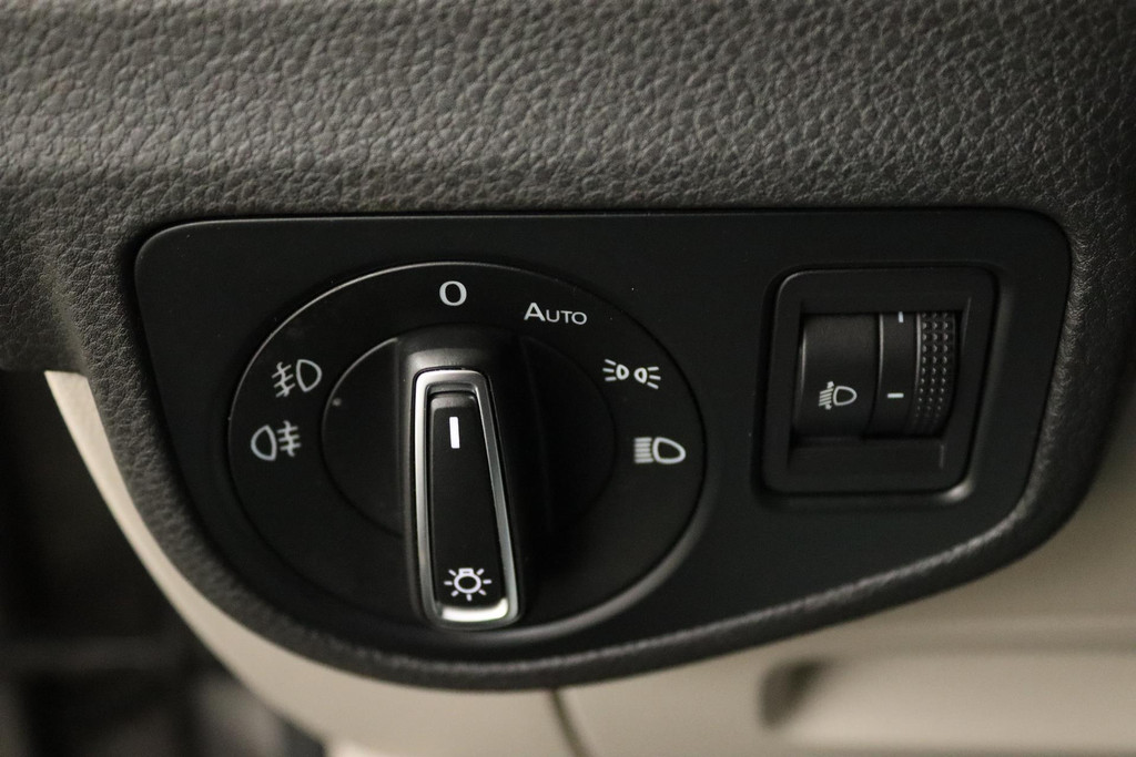 
Volkswagen Golf Sportsvan 1.4 TSI Highline (CRUISE CONTROL, NAVIGATIE, CARPLAY, BLUETOOTH, NL-AUTO) vol									