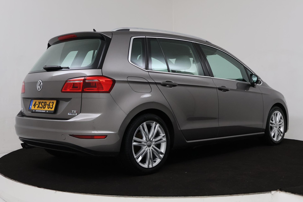
Volkswagen Golf Sportsvan 1.4 TSI Highline (CRUISE CONTROL, NAVIGATIE, CARPLAY, BLUETOOTH, NL-AUTO) vol									