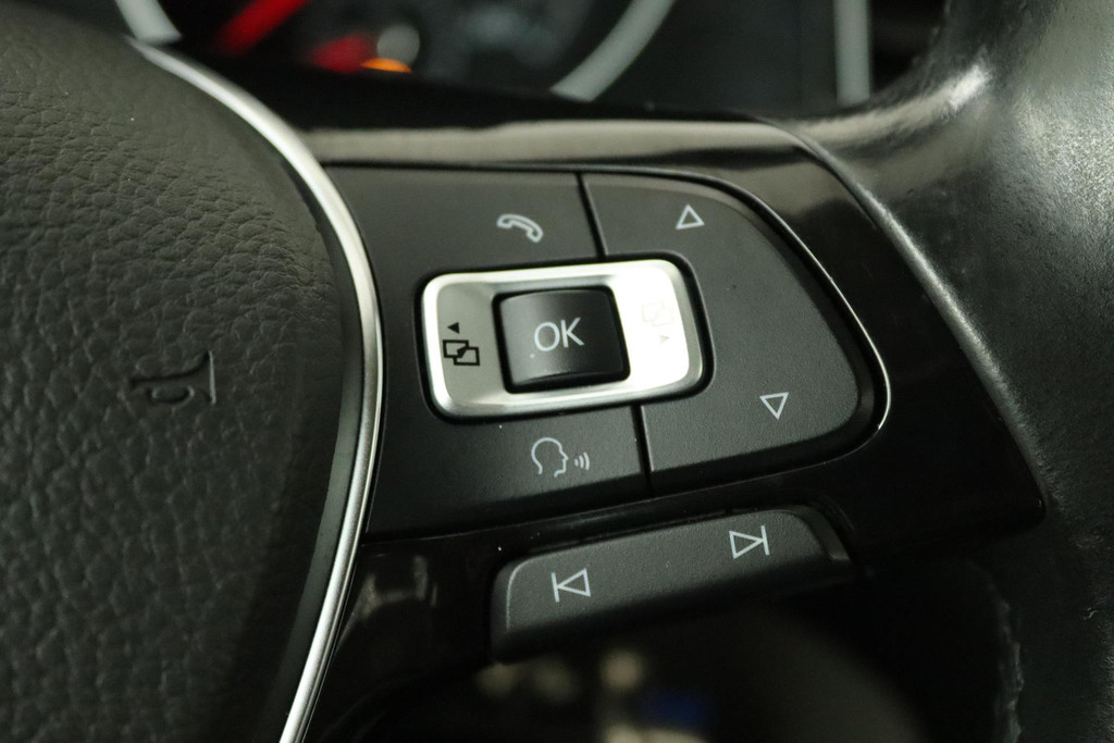 
Volkswagen Golf Sportsvan 1.4 TSI Highline (CRUISE CONTROL, NAVIGATIE, CARPLAY, BLUETOOTH, NL-AUTO) vol									