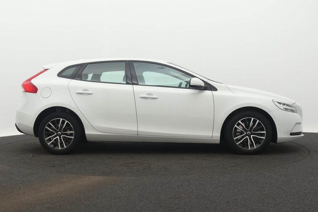 
Volvo V40 1.5 T2 Polar+ Automaat (NAVIGATIE, ACHTERUITRIJCAMERA, STOELVERWARMING, 1e EIGENAAR, GOED ONDERHOUDEN) vol									