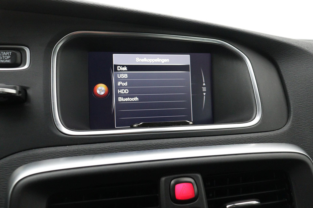 
Volvo V40 1.5 T2 Polar+ Automaat (NAVIGATIE, ACHTERUITRIJCAMERA, STOELVERWARMING, 1e EIGENAAR, GOED ONDERHOUDEN) vol									