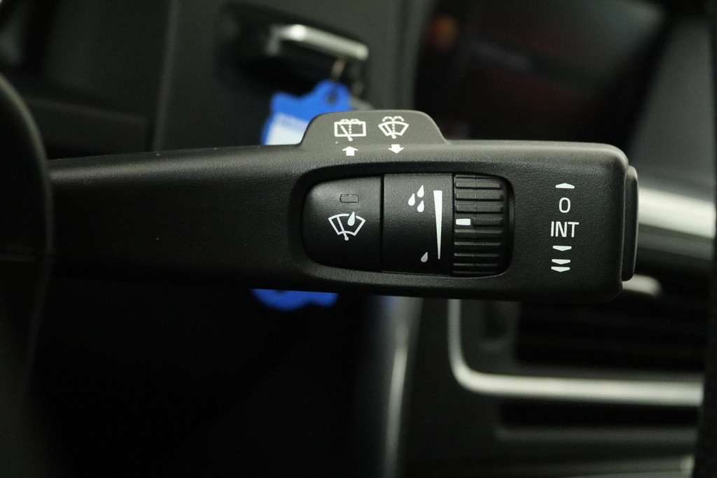 
Volvo V60 2.0 T4 Business Sport (PANORAMADAK, STOELVERWARMING, CAMERA, LEER, PARKEERSENSOREN, NL-AUTO, GOED ONDERHOUDEN) vol									