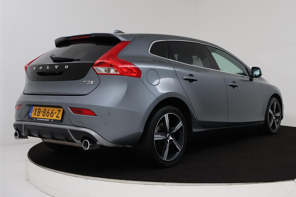 
Volvo V40 1.5 T3 Polar+ Sport (ACHTERUITRIJCAMERA, STOELVERWARMING, NAVI, CRUISE, PARKEERSENSOREN, AUTOMAAT, GOED ONDERHOUDEN) vol									