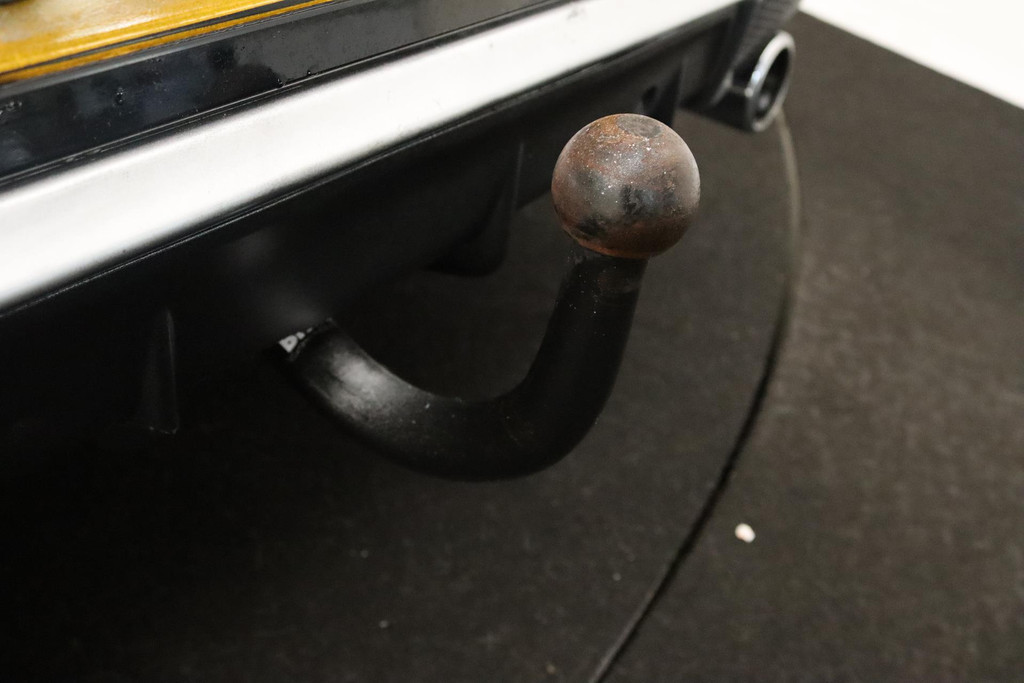 
Volvo V40 2.0 T4 Business Sport Automaat (TREKHAAK, NAVIGATIE, STOELVERWARMING, CRUISE CONTROL, NL-AUTO) vol									