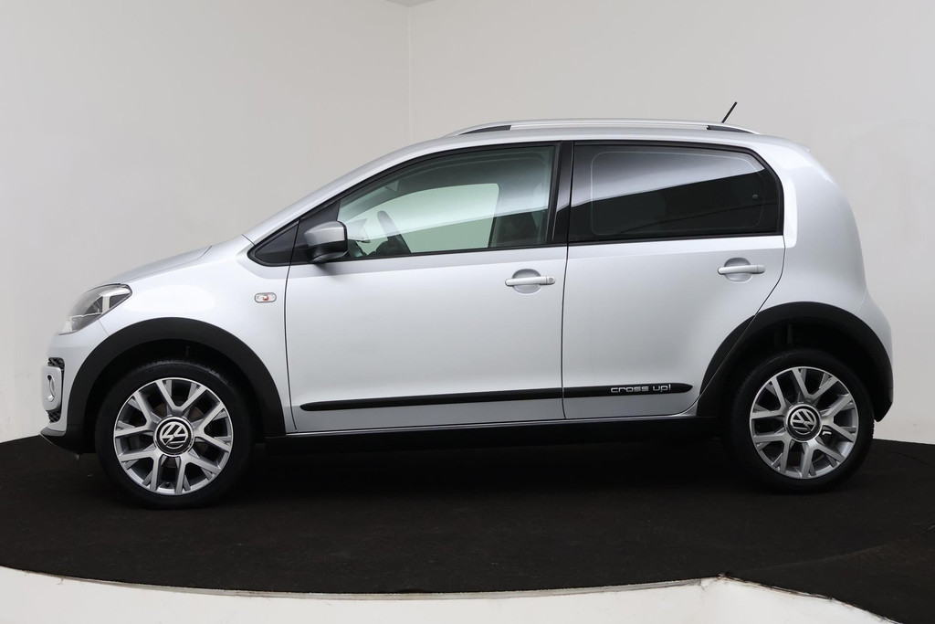 
Volkswagen up! 1.0 cross up! BlueMotion (STOELVERWARMING, NAVIGATIE, PARKEERSENSOREN, CRUISE CONTROL, MULTIMEDIA) vol									