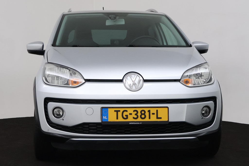 
Volkswagen up! 1.0 cross up! BlueMotion (STOELVERWARMING, NAVIGATIE, PARKEERSENSOREN, CRUISE CONTROL, MULTIMEDIA) vol									