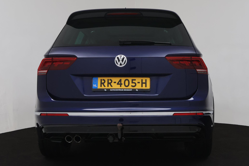 
Volkswagen Tiguan 1.4 TSI ACT Highline (PANORAMADAK, TREKHAAK, STOELVERWARMING, LEER, PARKEERSENSOREN, GOED ONDERHOUDEN) vol									