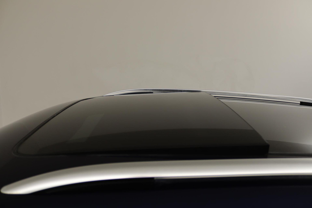 
Volkswagen Tiguan 1.4 TSI ACT Highline (PANORAMADAK, TREKHAAK, STOELVERWARMING, LEER, PARKEERSENSOREN, GOED ONDERHOUDEN) vol									