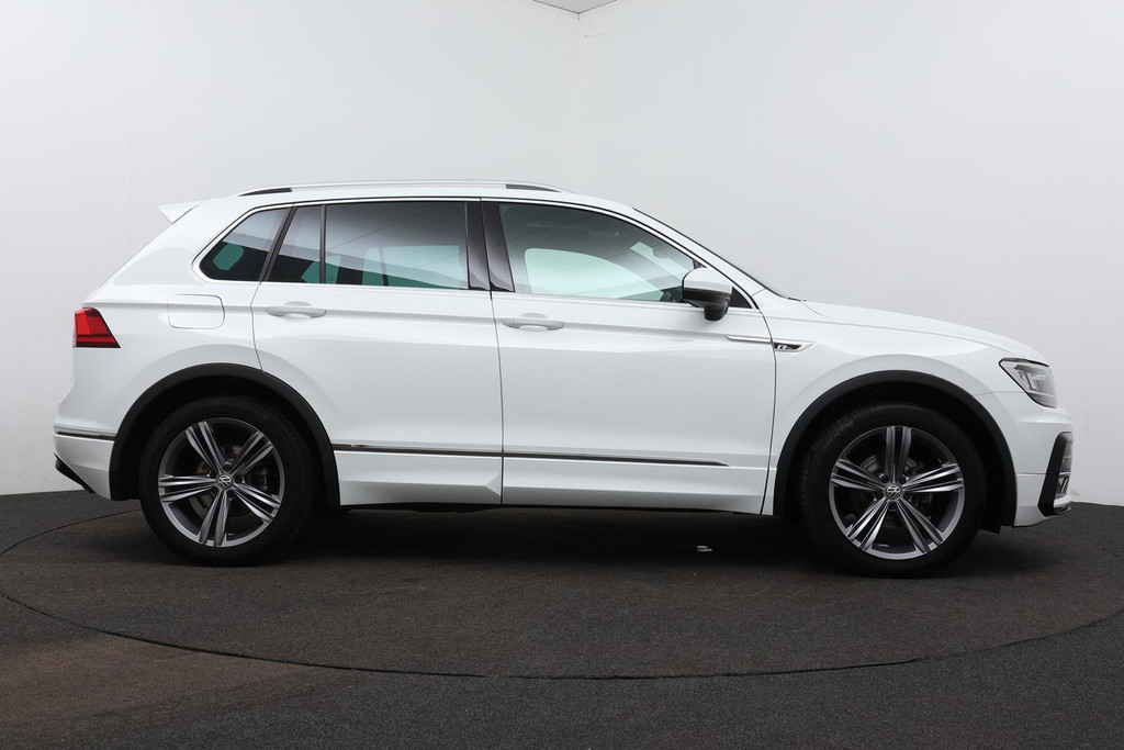 
Volkswagen Tiguan 1.5 TSI ACT Highline Business R Automaat (Goed ondH, Navi, PDC, Adaptive, Virtual Cockpit, NL-auto) vol									