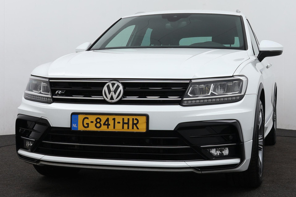 
Volkswagen Tiguan 1.5 TSI ACT Highline Business R Automaat (Goed ondH, Navi, PDC, Adaptive, Virtual Cockpit, NL-auto) vol									