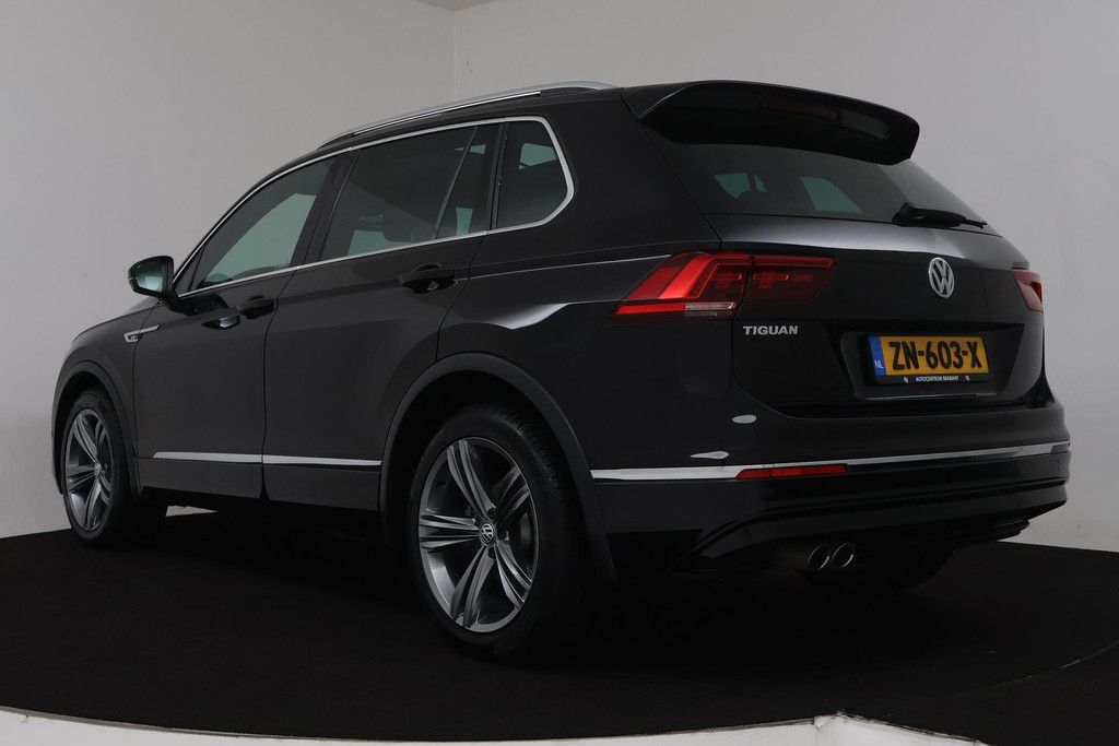 
Volkswagen Tiguan 1.5 TSI ACT Highline R Automaat (PANORAMADAK, DIGITALE COCKPIT, CLIMA, STOELVERWARMING, 1e EIGENAAR) vol									