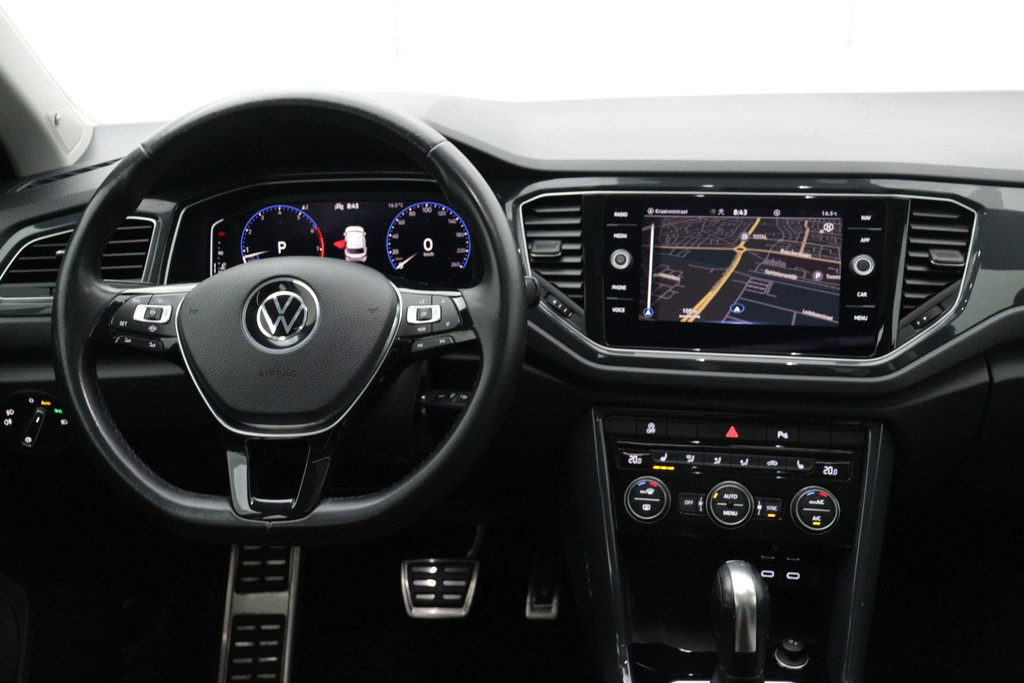 
Volkswagen T-Roc 1.5 TSI Sport Automaat (PANORAMADAK, DIGITALE COCKPIT, CAMERA, STOELVEWRARMING, 1e EIGENAAR, GOED ONDEROUDEN) vol									