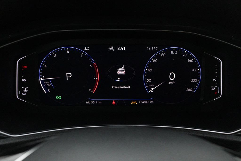 
Volkswagen T-Roc 1.5 TSI Sport Automaat (PANORAMADAK, DIGITALE COCKPIT, CAMERA, STOELVEWRARMING, 1e EIGENAAR, GOED ONDEROUDEN) vol									