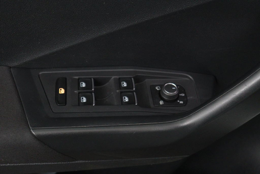 
Volkswagen T-Roc 1.0 TSI Style vol									