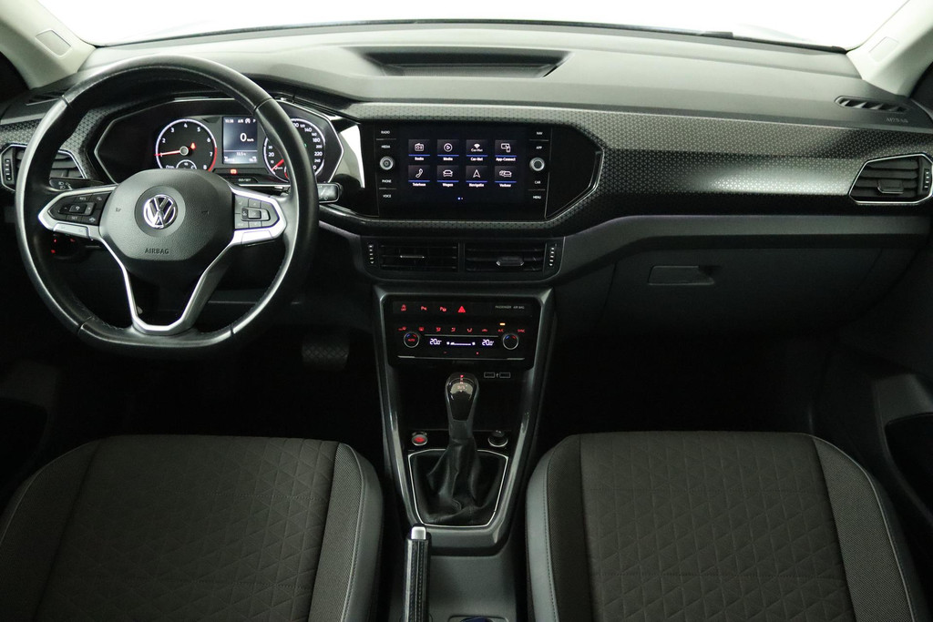 
Volkswagen T-Cross 1.0 TSI Style (ACHTERUITRIJCAMERA, NAVIGATIE, PARKEERSENSOREN, CRUISE ADAPTIEF, CARPLAY, GOED ONDERHOUDEN) vol									