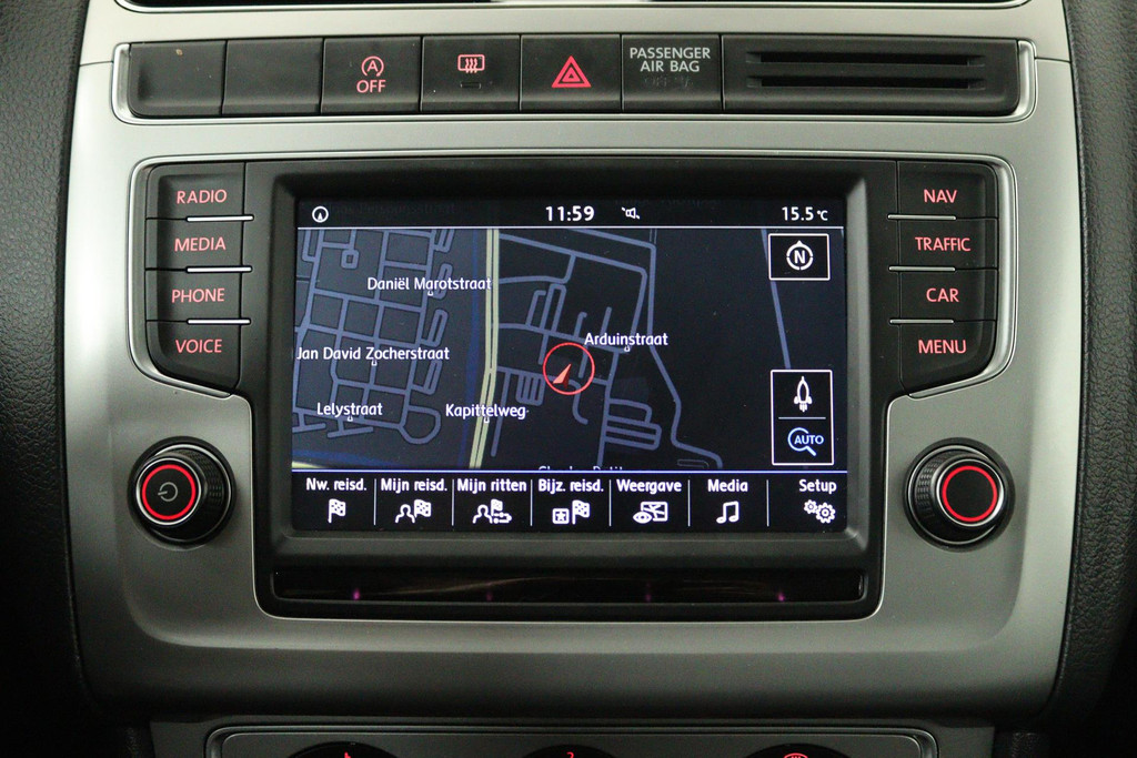 
Volkswagen Polo 1.0 BlueMotion (NAVIGATIE, CARPLAY, BLUETOOTH, AIRCO, CRUISE CONTROL, NL-AUTO, GOED ONDERHOUDEN) vol									