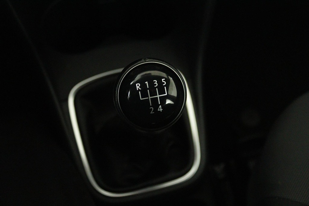 
Volkswagen Polo 1.0 BlueMotion (NAVIGATIE, CARPLAY, BLUETOOTH, AIRCO, CRUISE CONTROL, NL-AUTO, GOED ONDERHOUDEN) vol									